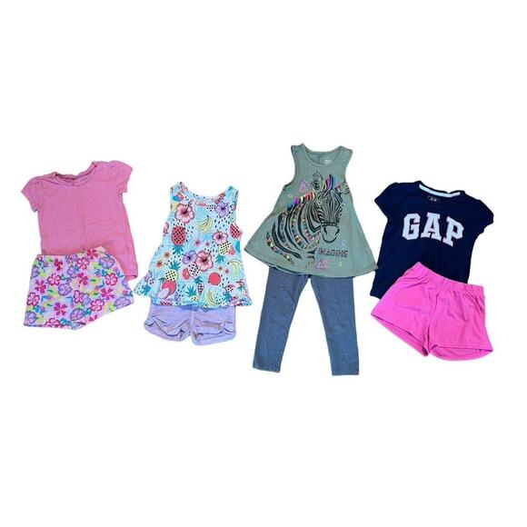 GIRLS CLOTHING LOT 4/5T Juicy Couture Spiritual Gangster Outfits 54 PIECE BUNDLE - Picture 6 of 9